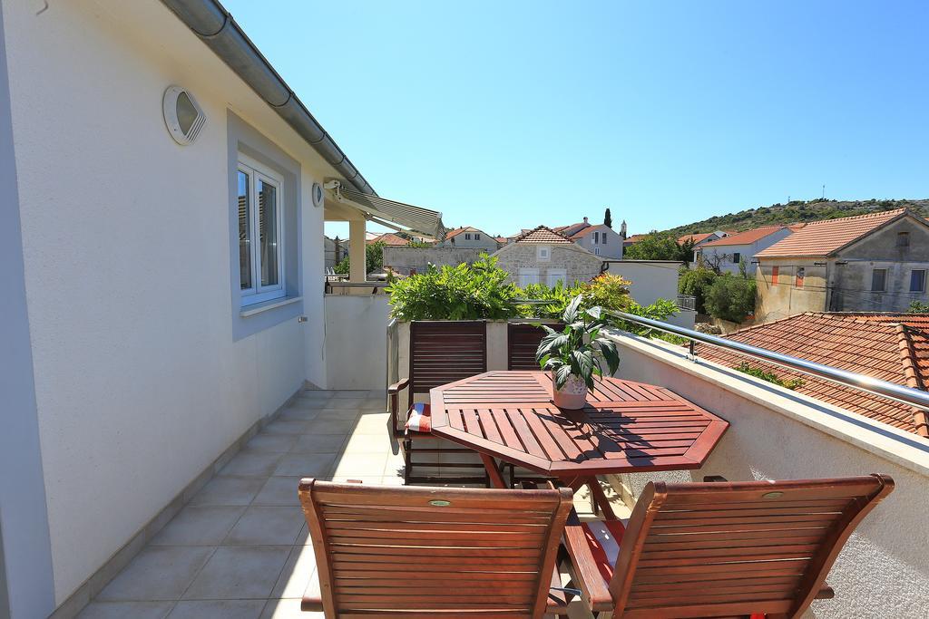 Apartment Pa Ve Murter Exteriér fotografie